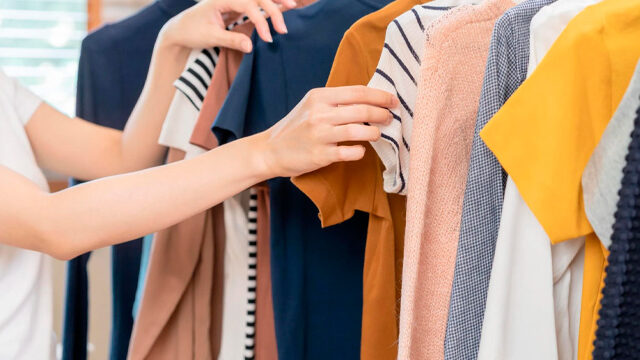 Qual cor de roupa usar na virada pela cromoterapia