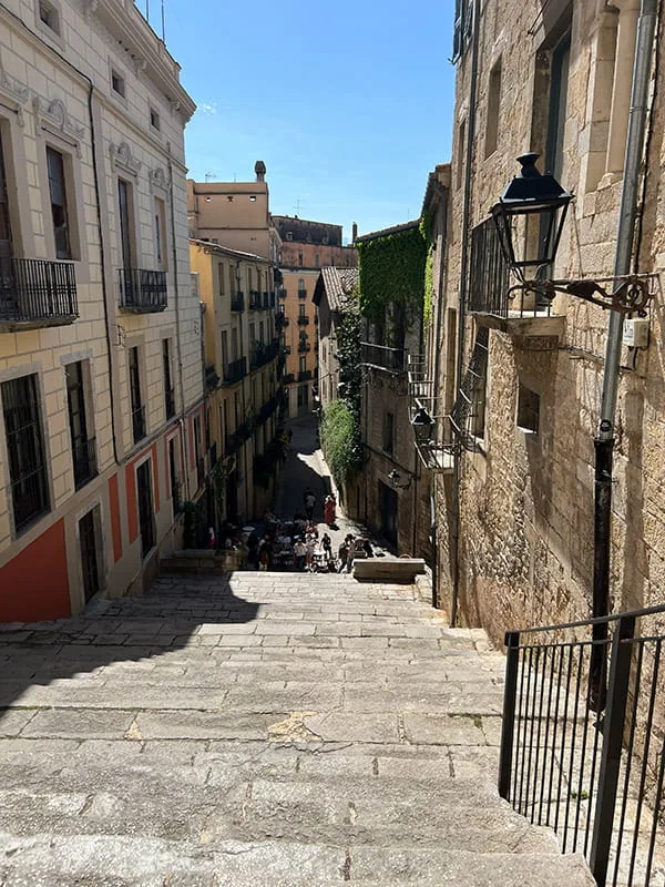 Escadaria da cidade de Girona na região da Catalunha