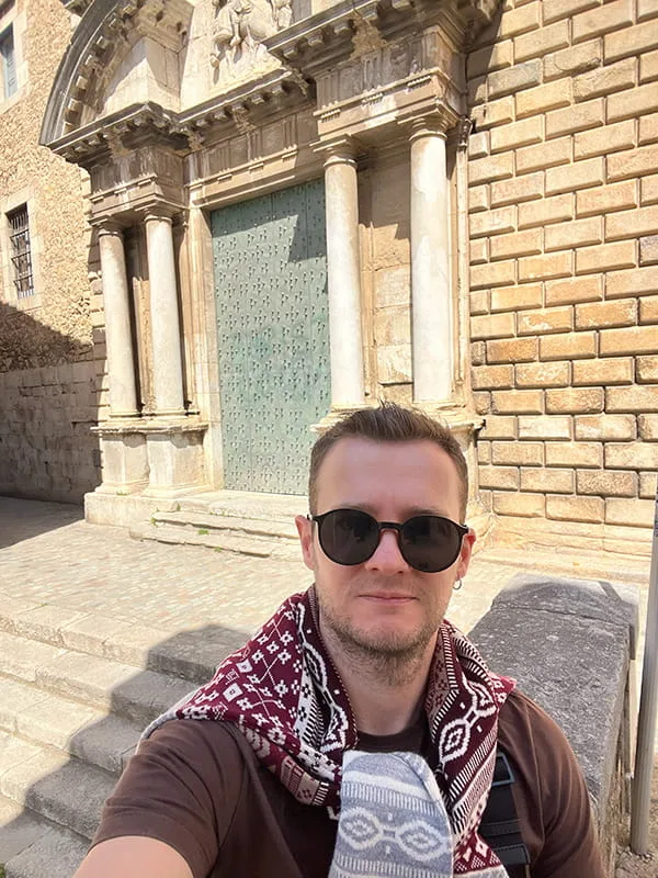 Guilherme Biotto na cidade de Girona