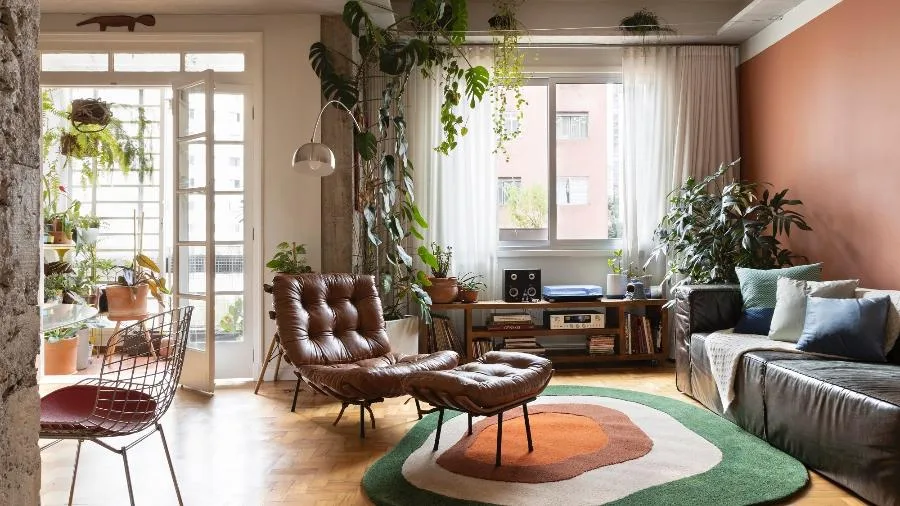 Ambientes acolhedores com decorações harmoniosas.